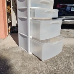 Lg 3 ft Sterilite 4-drawer Storage Unit
