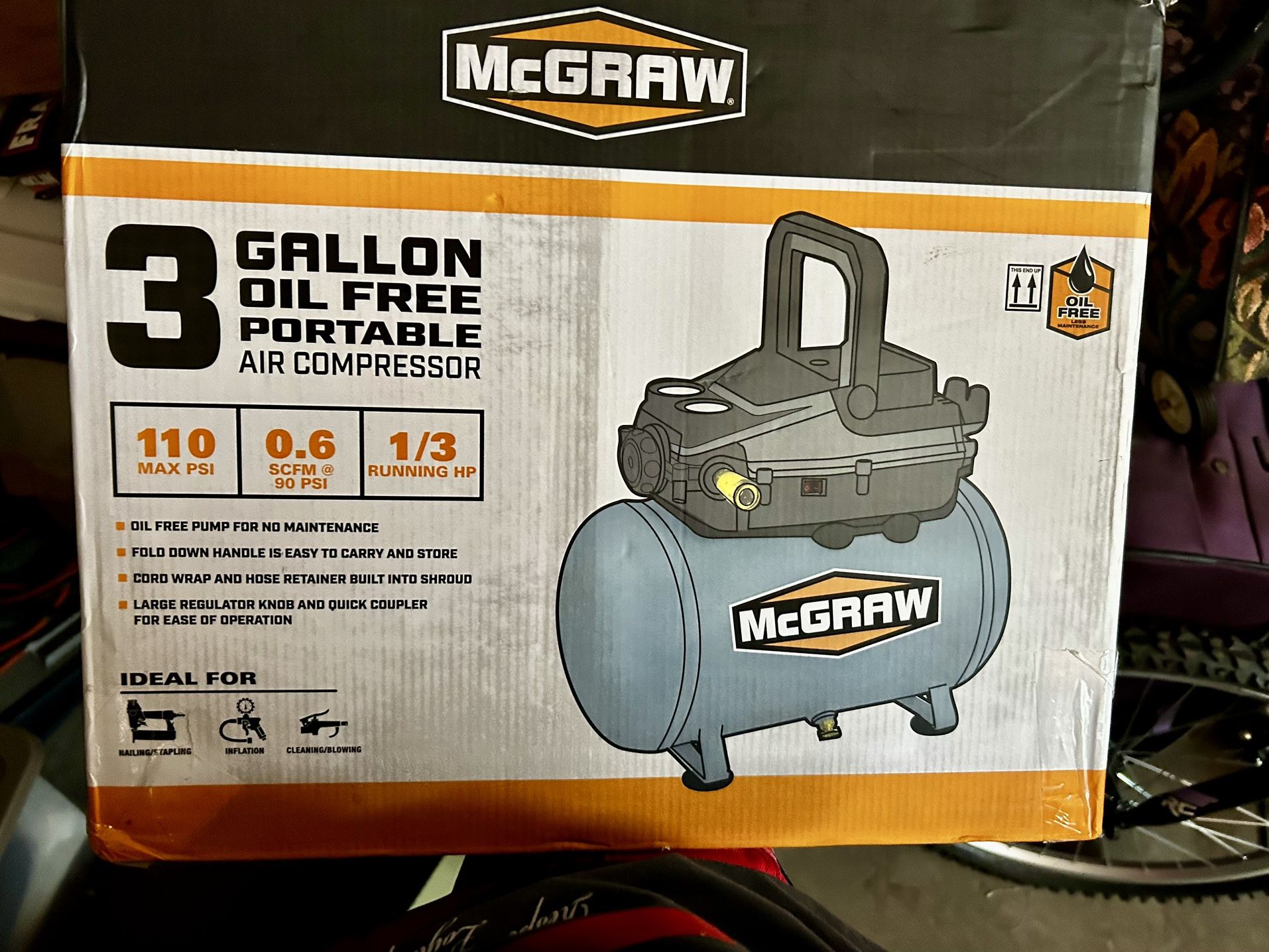 Air Compressor 3 Gallon 1/3 HP 110 PSI Oil-Free Hot Dog Air Compressor Portable