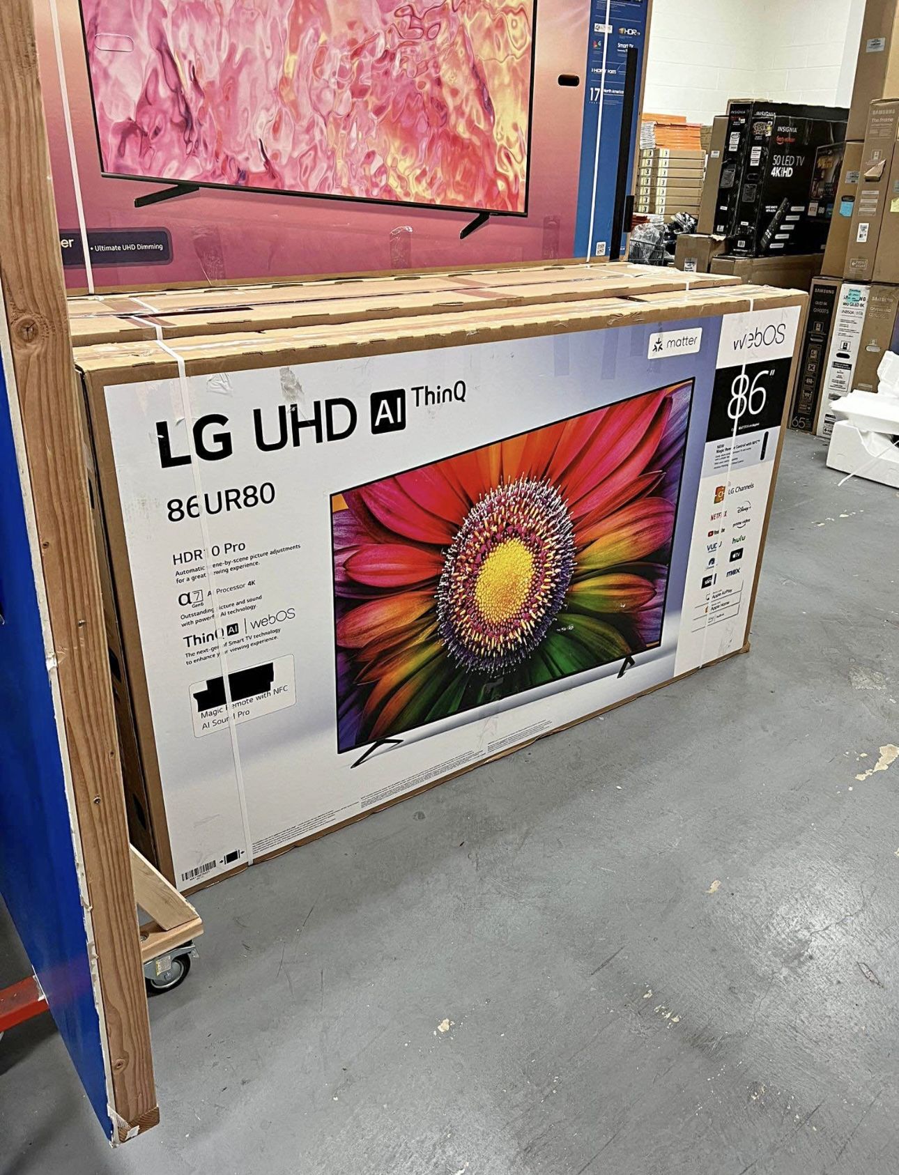 86” Lg UHD Smart 4K Tv Ur80 LED