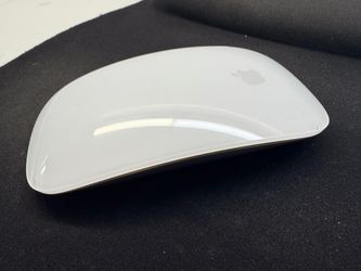Apple Magic Mouse A1657 MK2E3AM/A – White – Original Box & Manual