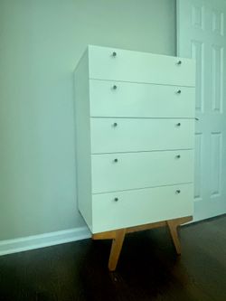West Elm 5-Drawer Dresser / Tall Chest – White with Solid Wood Legs