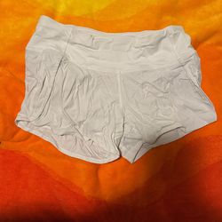 Ladies Women Beige  Low-Rise Lined Short Size 4 