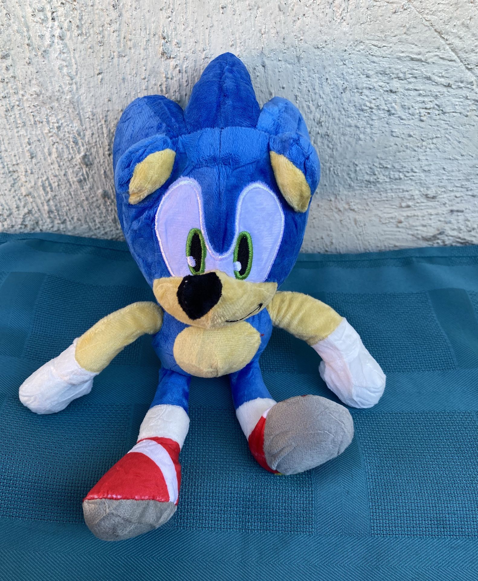 Sonic The Hedgehog Plush Stuffed Animal 12”