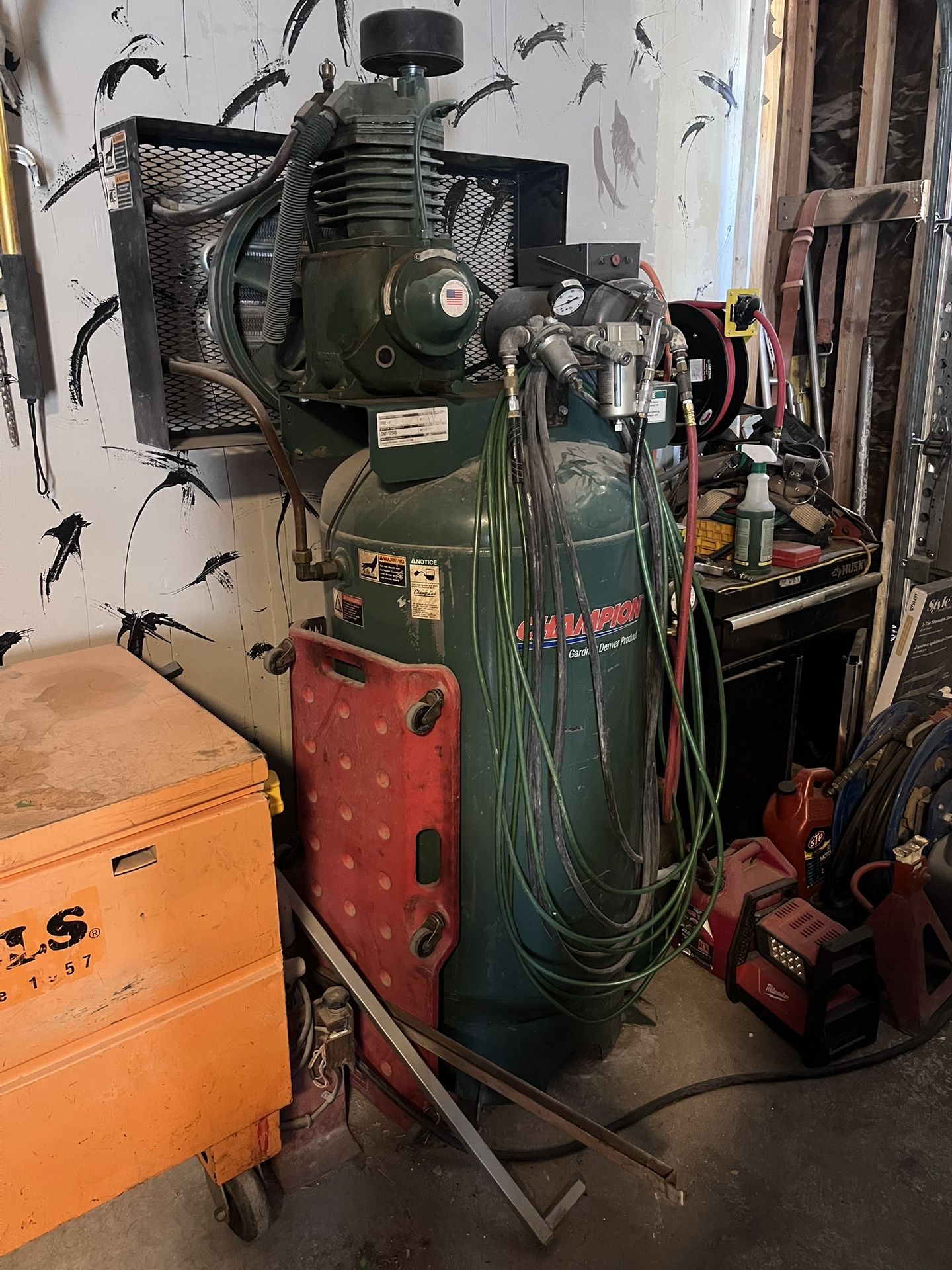 80 Gallons Champion Compressor