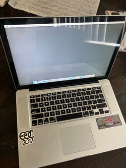 Apple Macbook Pro 15 inch Silver Laptop (Early 2011)