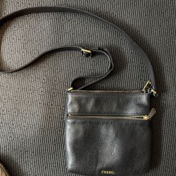 Fossil leather bags 