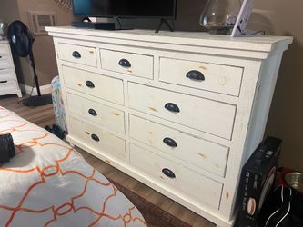 Rustic Farmhouse Solid Wood Dresser – White Distressed Finish