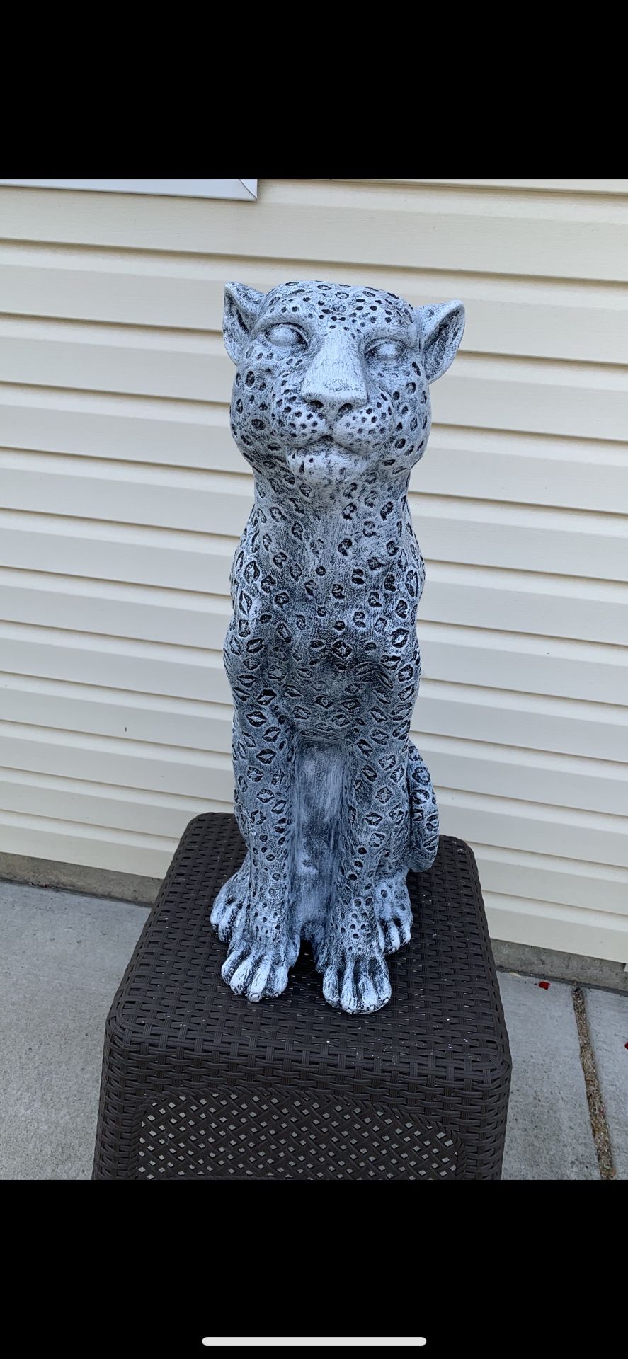 Large Sitting Leopard Statue