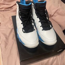 Air Jordan’s Retro Powder Blue Size 12