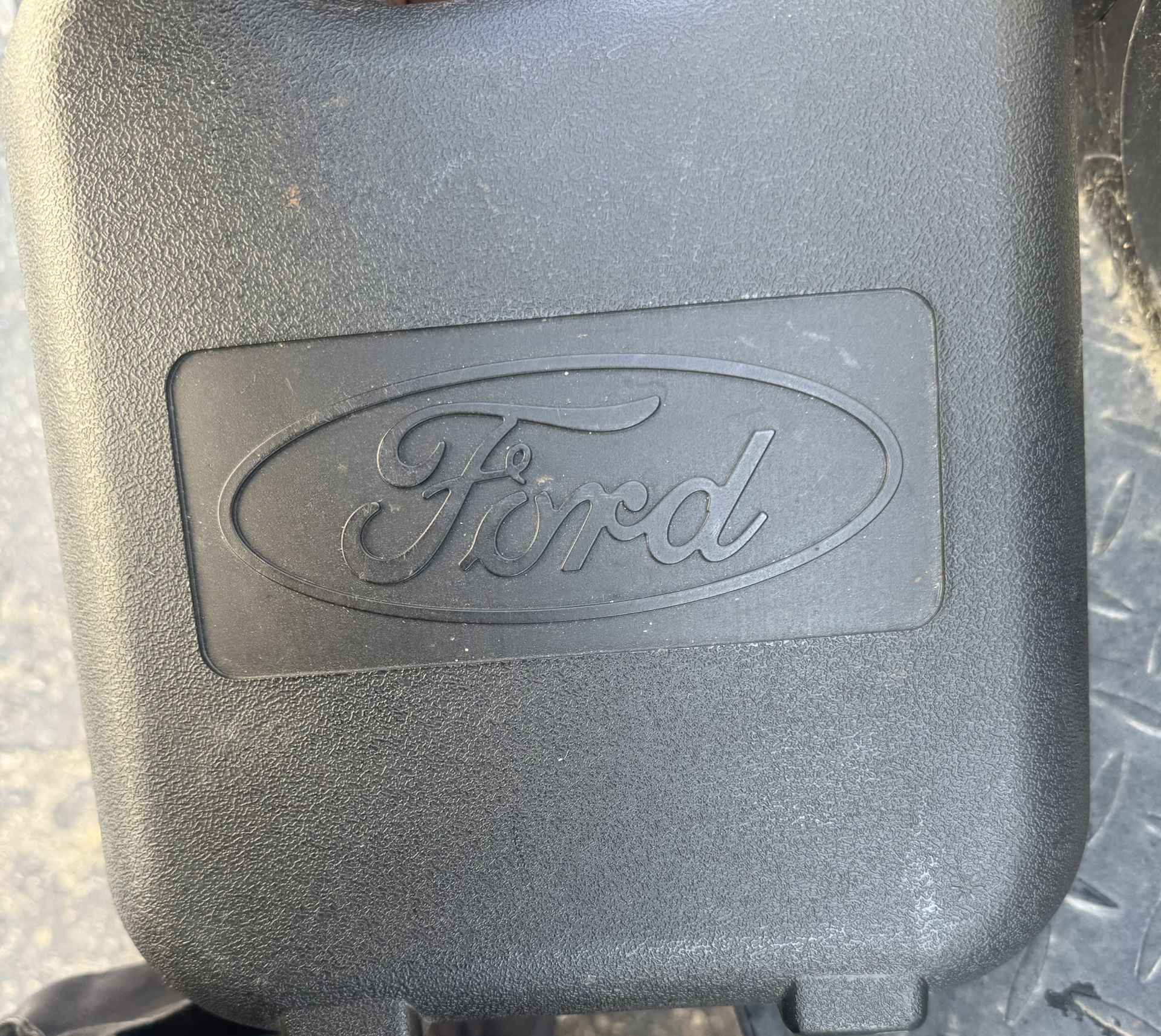 Ford gooseneck Hitch Kit