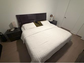 King Bed with Mattress