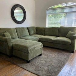 
✅️"4 pc sage green corduroy fabric sectional sofa with rounded arms and ottoman"✅️✅️