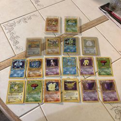 18 holo pokemon cards