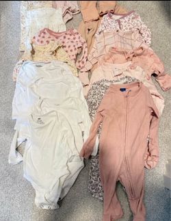 Baby girl clothes 0-3m