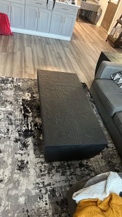Crocodile skin coffee table and set