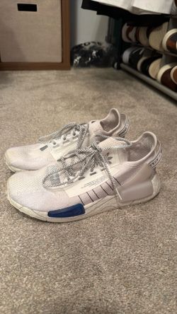 Adidas women sneakers . White . Size 7. $15
