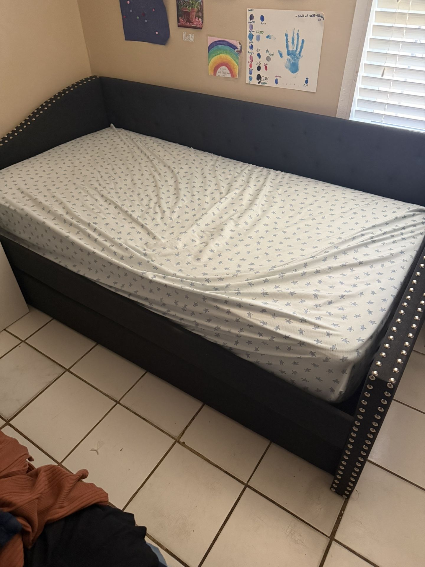 Twin Bed