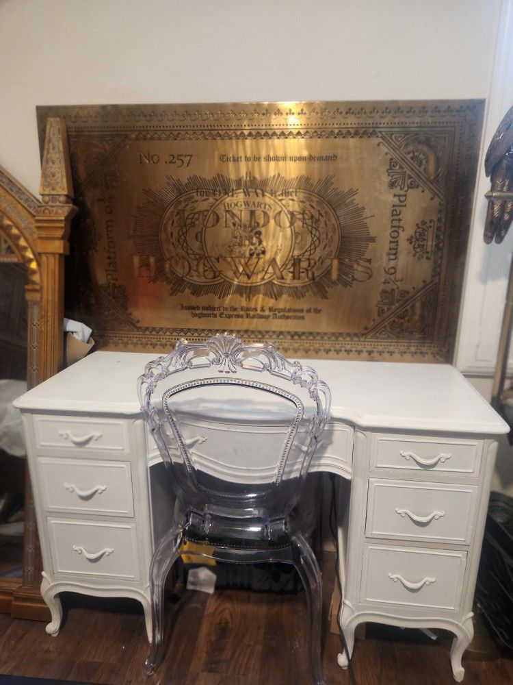 Antique Looking Desk With Acylic Chair