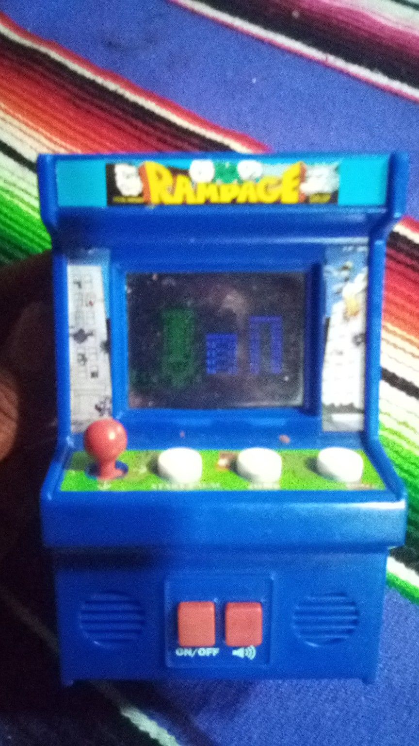 Rampage mini arcade game
