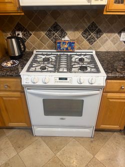 Amana White Gas Range Stove