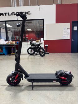 Electric scooter