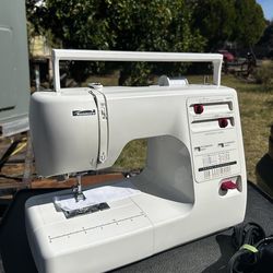 REFURBISHED Kenmore Electric Portable Household Sewing Machine Buttonhole-Stitch Free Arm