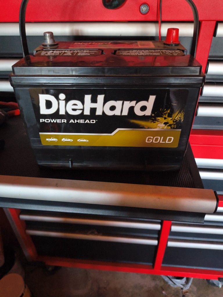 Car Battery DH Gold