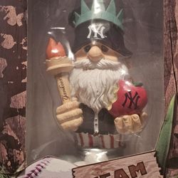 Yankees Gnome