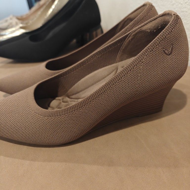 5 pairs Size 8 Women's Heels