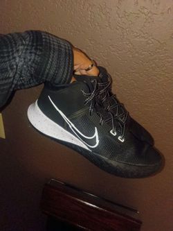 Nike Kyrie 4 Flytrap 'Black White' Mens Basketball Shoes CT1972-001