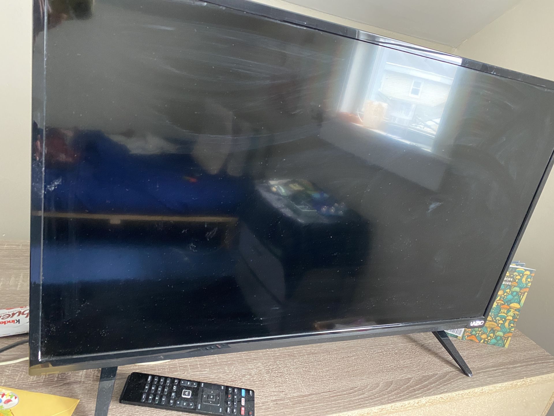 Vizio 40” Tv