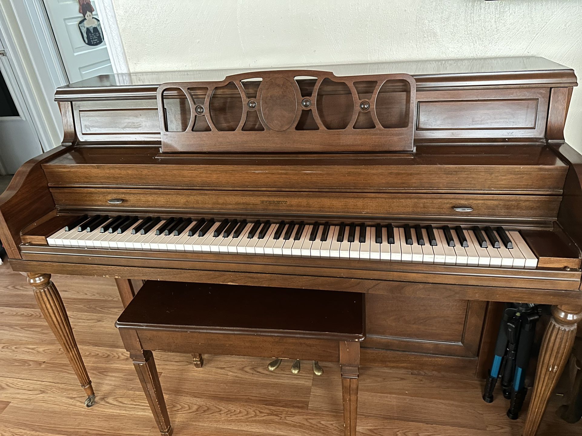 Everett Upright Piano