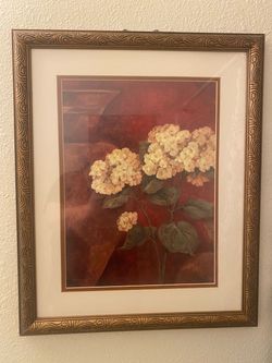 Framed Floral Art Print with Gold Frame