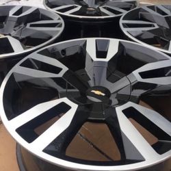 22” CHEVY TAHOE SILVERADO AVALANCHE SUBURBAN GMC YUKON SIERRA DENALI SET WE FINANCE RIMS NEW 