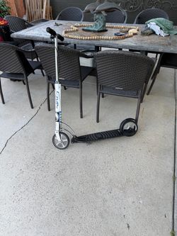 Xootr Mg teen/ Adult kick Scooter.