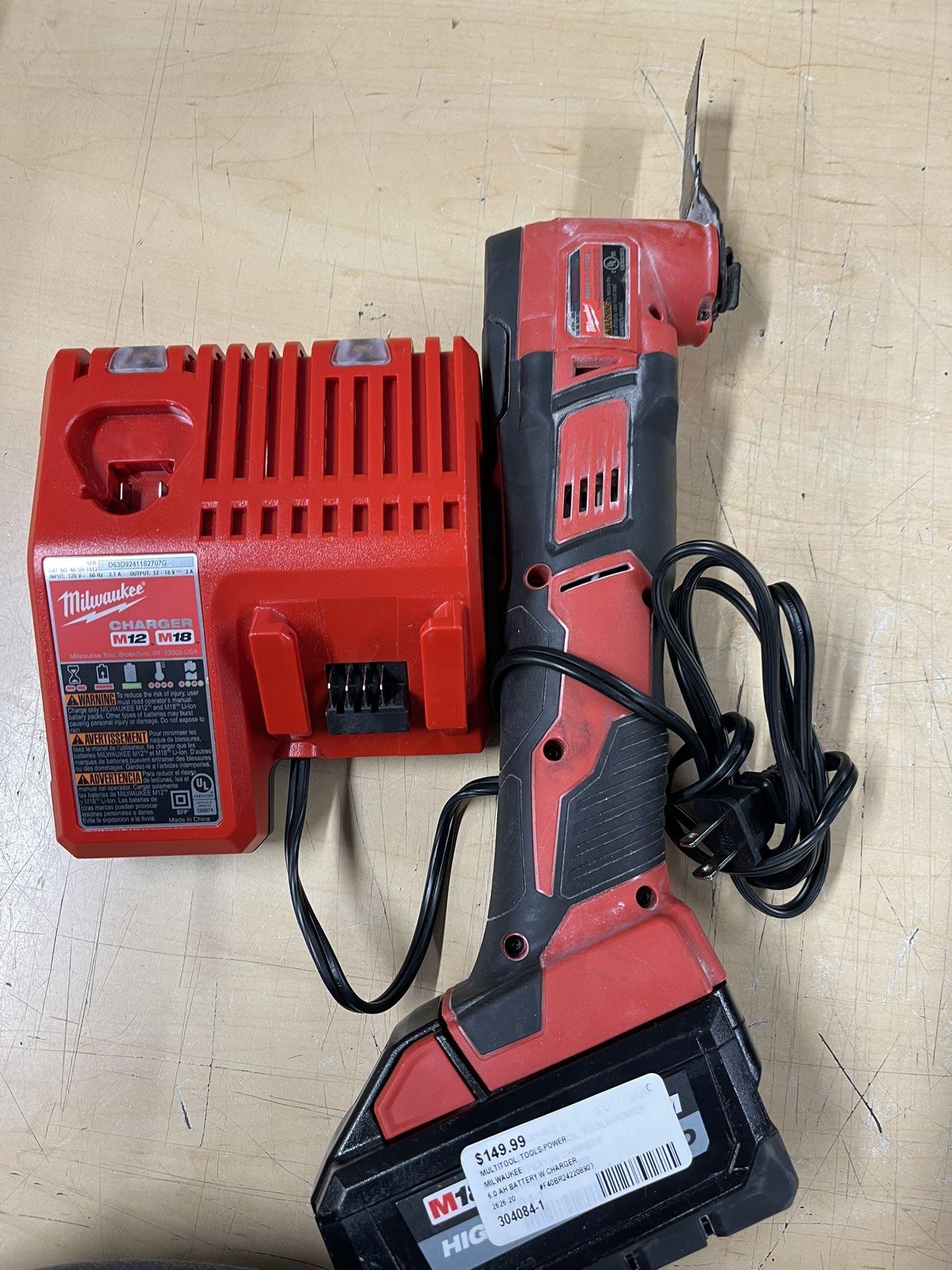 MULTITOOL, TOOLS-POWER MILWAUKEE 6.0 AH BATTERY W CHARGER 2626-20