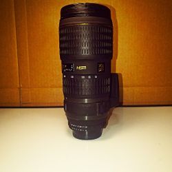 (Nikon) Sigma 70-200mm f/2.8 Full Frame Camera Lens
