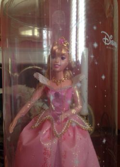 Sleeping beauty doll Musical Majesty