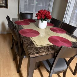 Dinning Table