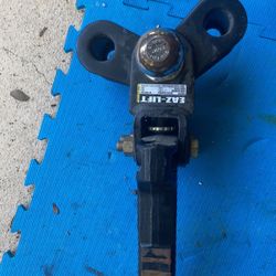 Easy lift hitch sway And Weight Distribution