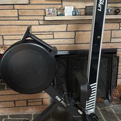 Lifecore R88 Pro Rower
