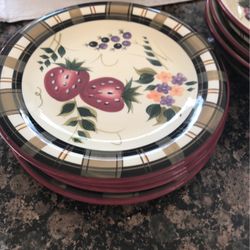 oneida china strawberry plaid