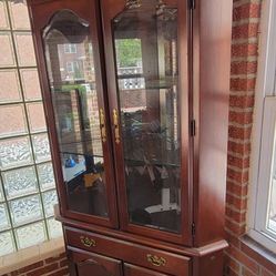 American Drew Antique Corner China