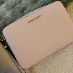 Michael Kors Crossbody Purse