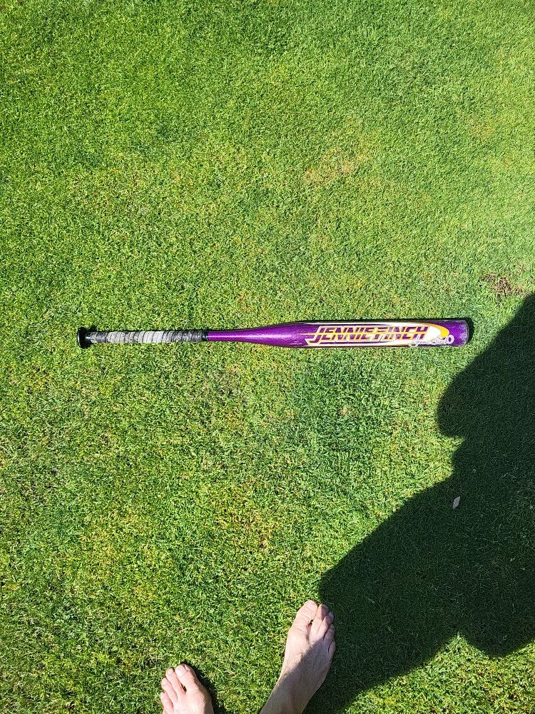 Jenny Finch 33 Inch Softball Bat 22 Oz-11