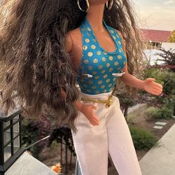 Vintage Barbie Earring Magic Teresa Rare Brunette 1992 Mattel W/ Outfit & Jewels