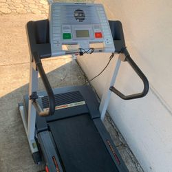 Pro-Form C 525  Treadmill 