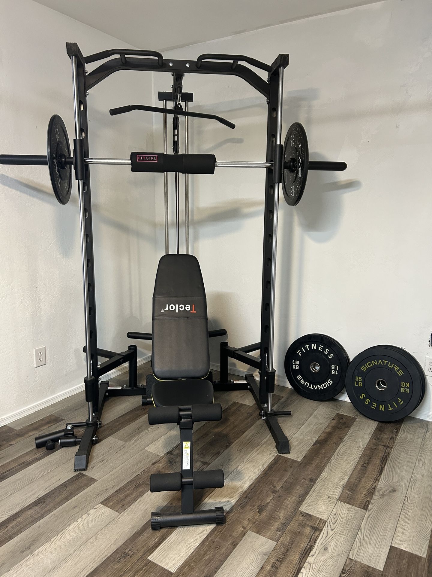 Smith Machine With Weights 