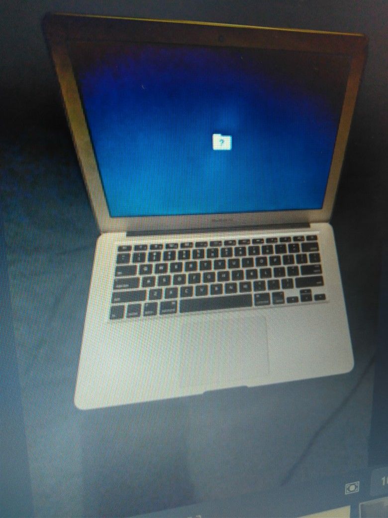 MacBook Air A1(contact info removed) i5 4gb Needs Hard Drive