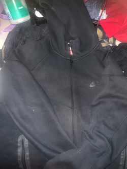 Nike tech sweater